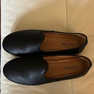 Charix Women's Black Loafers